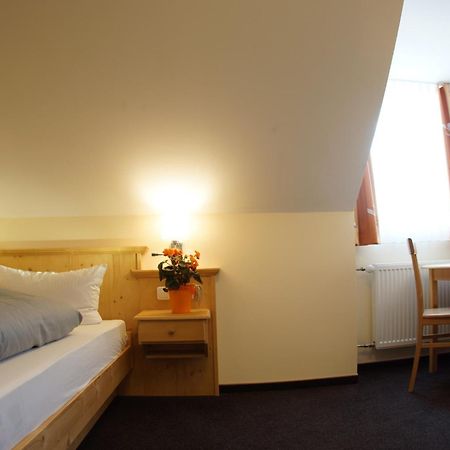 Landhotel Graetz Emmering  Bilik gambar