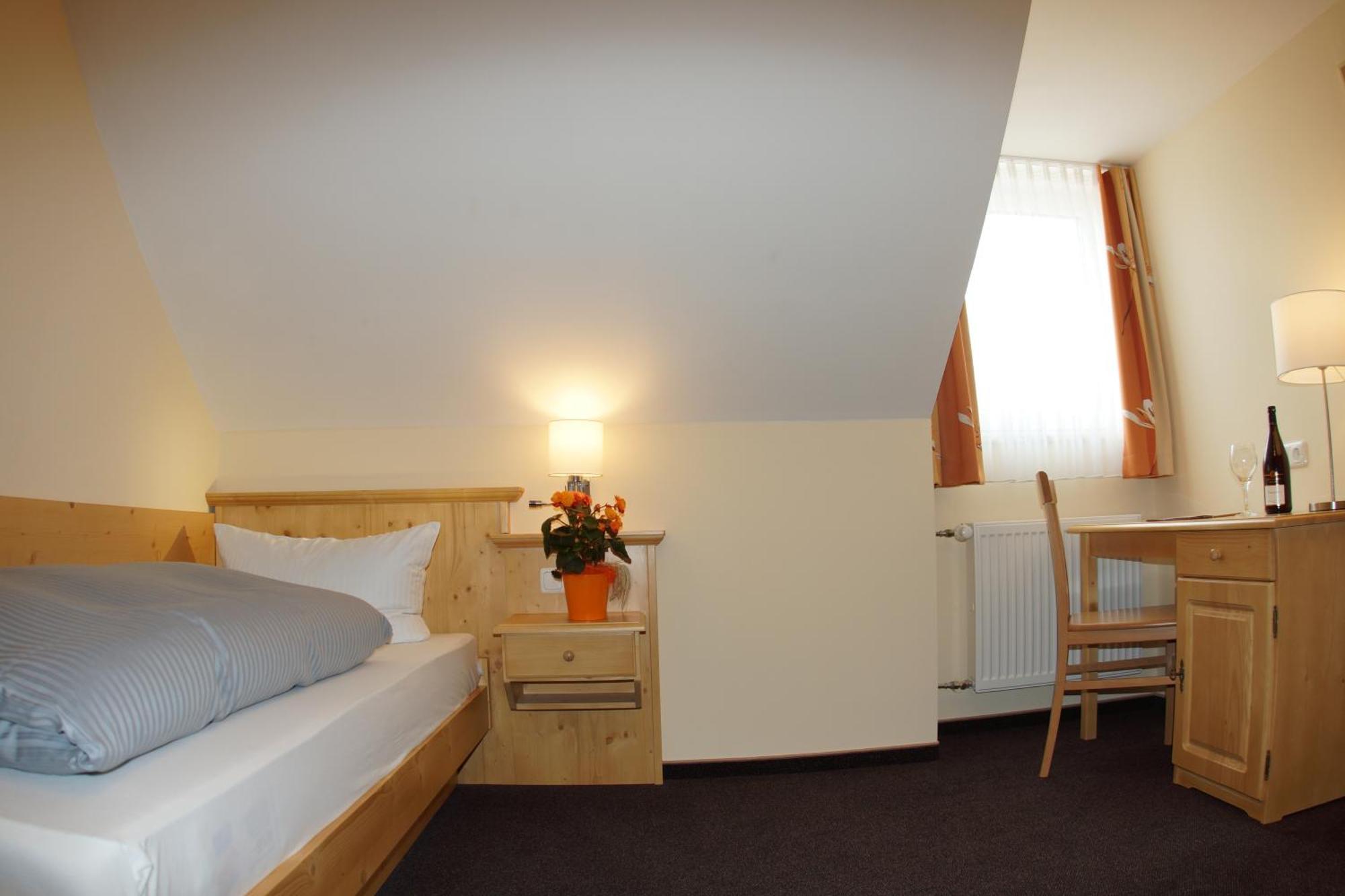 Landhotel Graetz Emmering  Bilik gambar