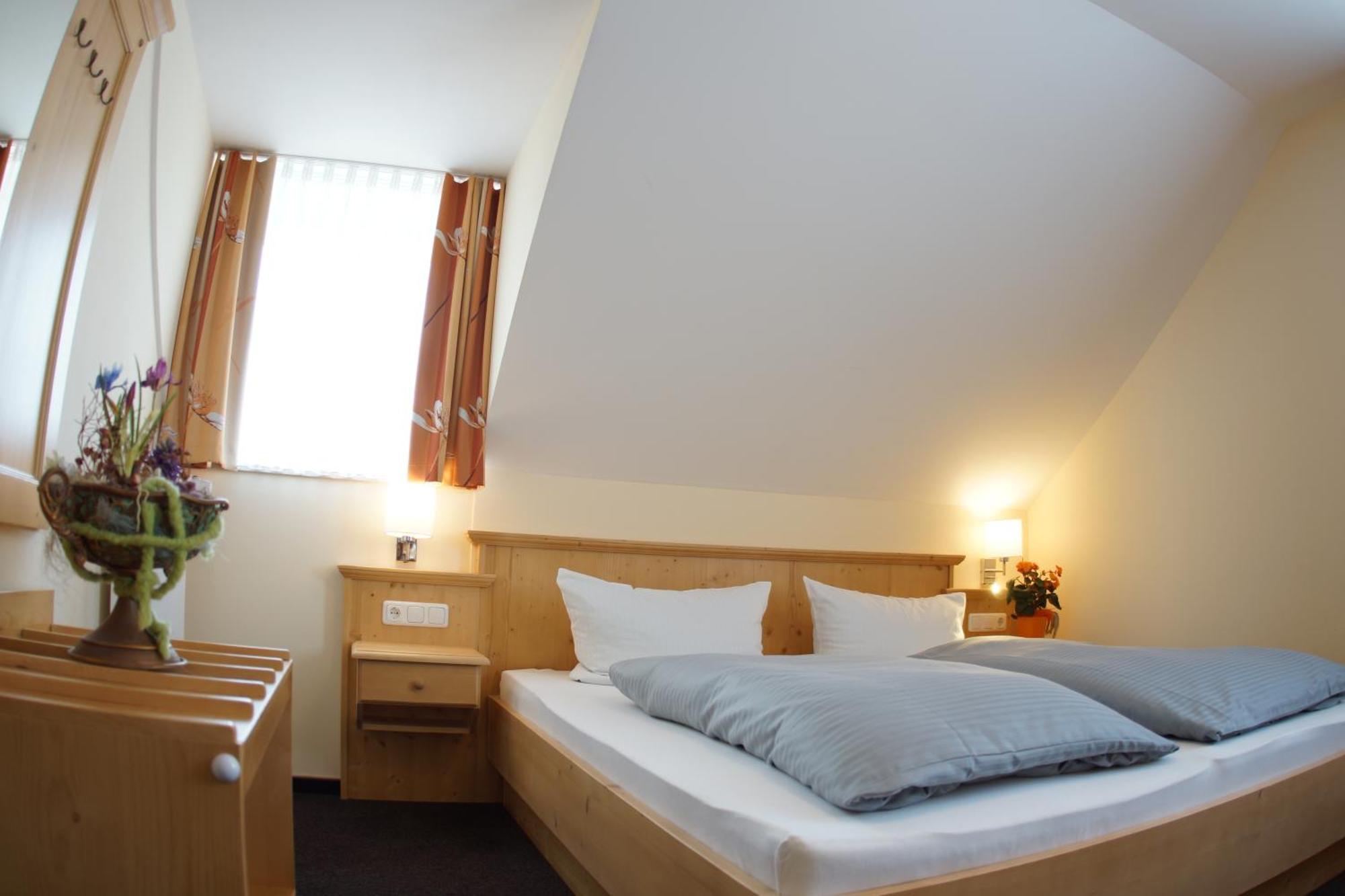 Landhotel Graetz Emmering  Bilik gambar