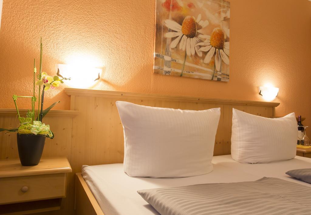 Landhotel Graetz Emmering  Bilik gambar